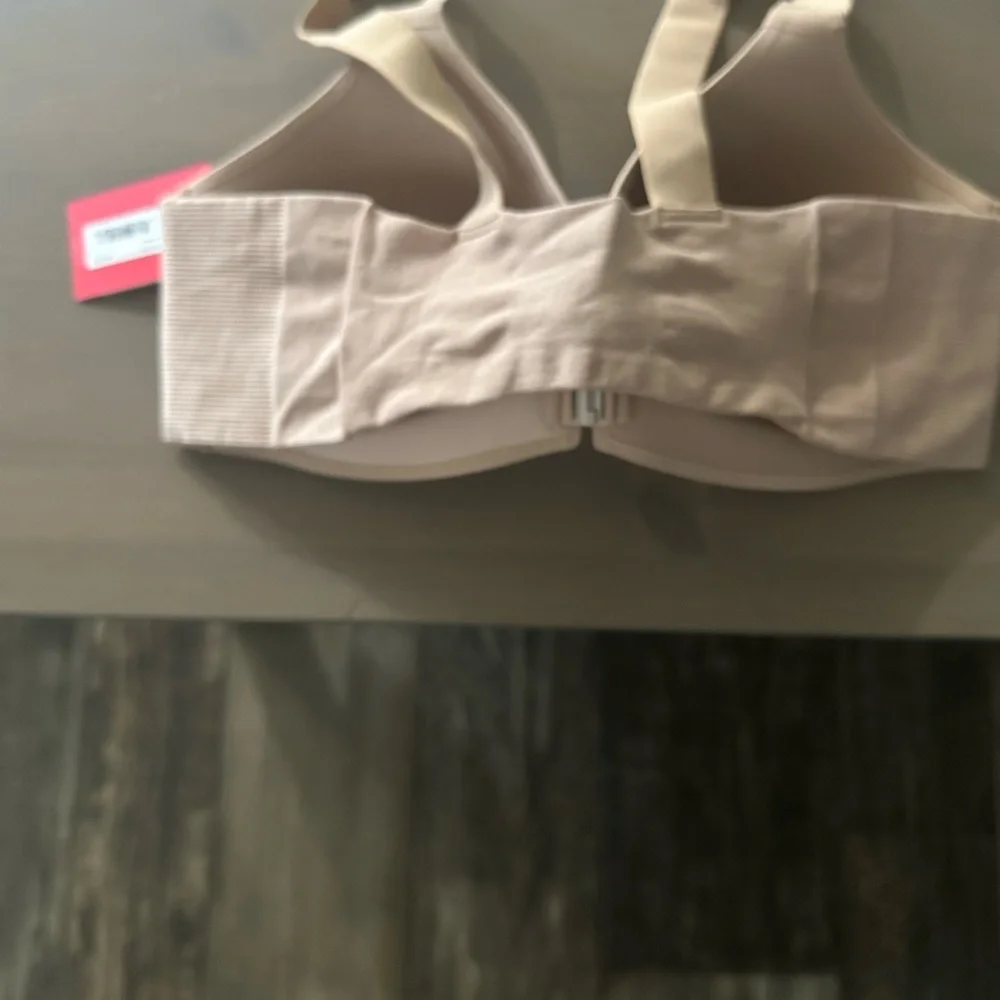 SPANX Tan Seamless T-Shirt Bra - Picture 2 of 2